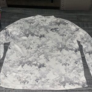Bass Pro Shops Gray and White Long Sleeve Shirt, XL, NWOT